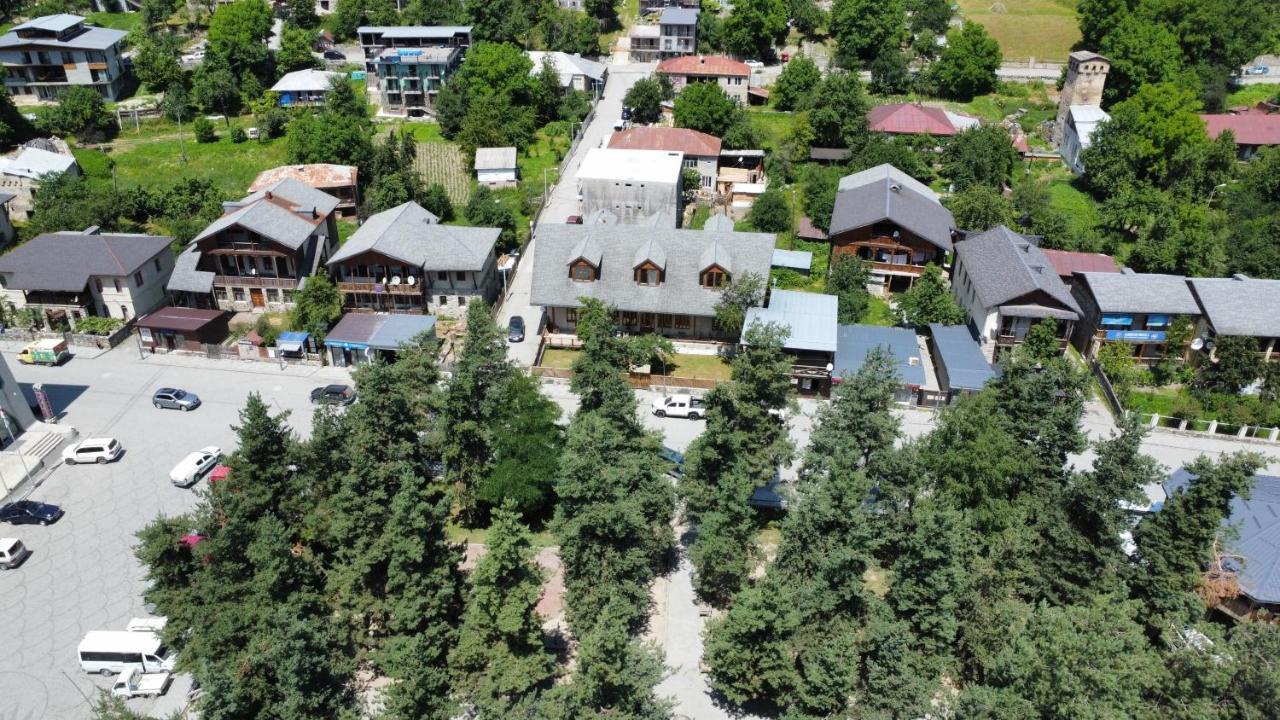 Guest House Svan-Ski Местия Екстериор снимка