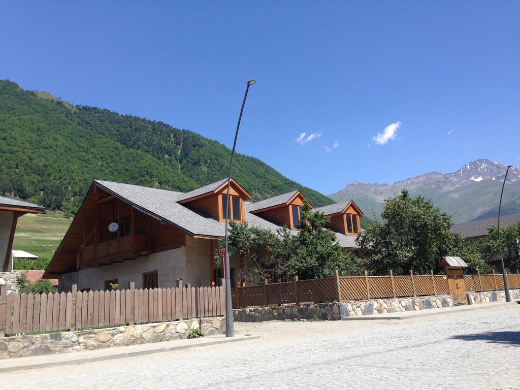 Guest House Svan-Ski Местия Екстериор снимка